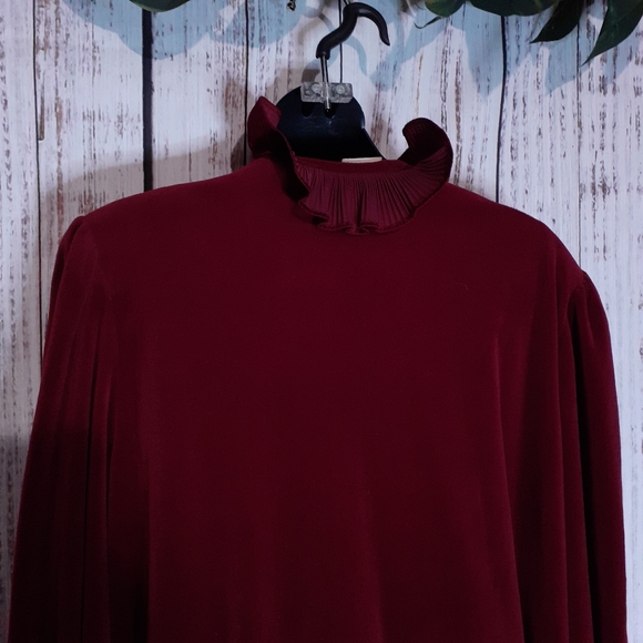 Velour ruby red maxi lounger house dress w ruffles - Picture 9 of 15